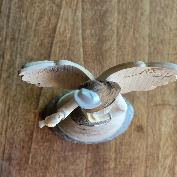 Nurse angel figurine. Inscription: Nurses care with all their heart - Picture 3 of 5